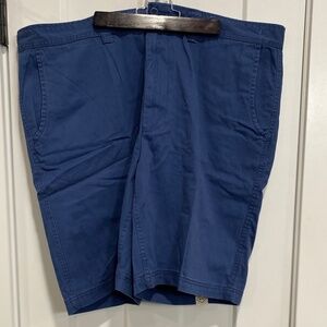 St. Johns Bay Legacy Flat Front Shorts Size 42 NWT